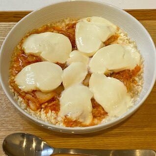 手抜きしたい日の★キムチとチーズの豆腐丼